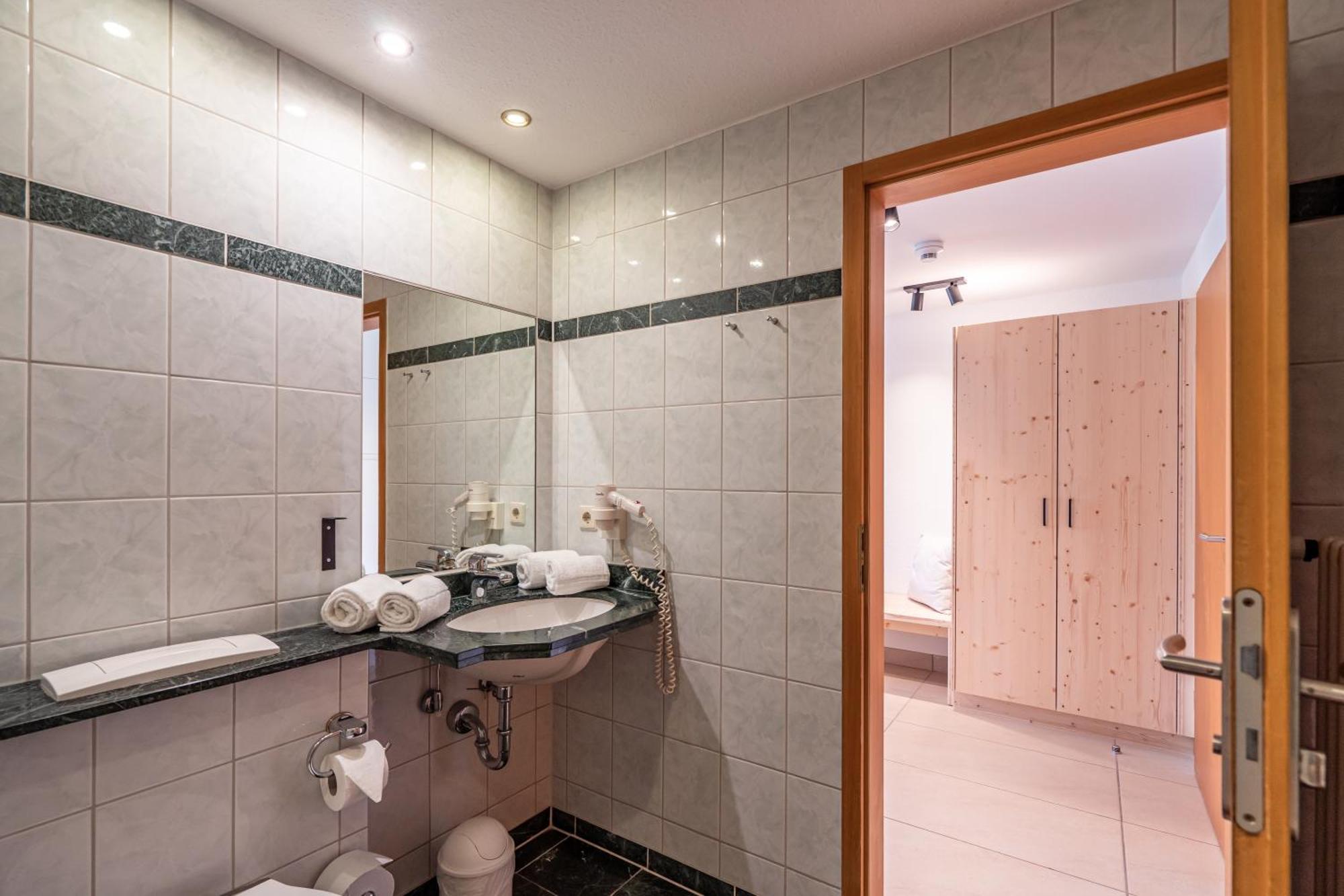 Stuub Jostal Apartment Titisee-Neustadt Room photo